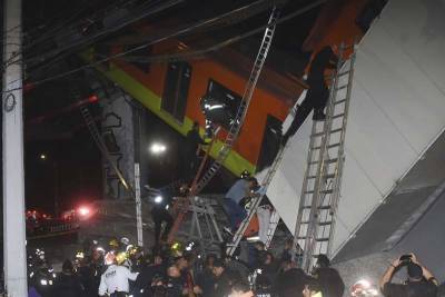 Mexico City metro overpass collapses onto road; 15 dead - clickorlando.com - city Mexico City