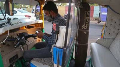 Rickshaw 'ambulance' offers free oxygen, transport for Covid-19 patients - livemint.com - India