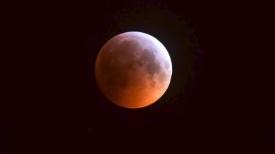 Meteor shower, Mercury, total supermoon eclipse: May brings trio of celestial events - fox29.com - Usa