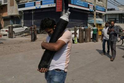 Rahul Gandhi - Indian government faces lockdown calls, contempt charges - clickorlando.com - city New Delhi - India