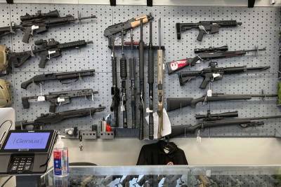 Kate Brown - Oregon moves toward safe storage of guns; ban from Capitol - clickorlando.com - state Oregon - Salem, state Oregon - city Portland