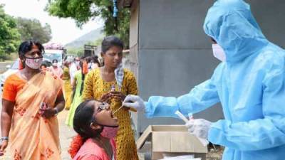British scientists warn over Indian coronavirus variant - livemint.com - India - Britain