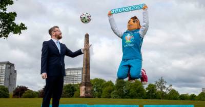 Glasgow Euro fan zone poses 'relatively modest' threat of covid transmission, top scientist claims - dailyrecord.co.uk - Scotland