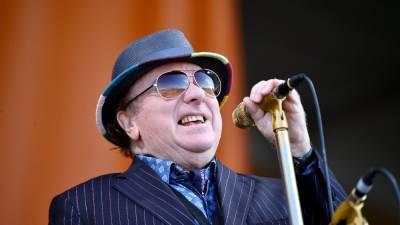 Robin Swann - Van Morrison and Paisley criticised for onstage chant against NI health minister - rte.ie - Ireland - city Belfast