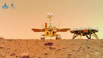 China Mars rover beams back spectacular images from red planet - fox29.com - China