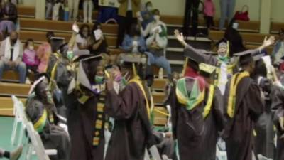 Wilberforce University cancels student debt for 2020 and 2021 graduates - fox29.com - state Ohio