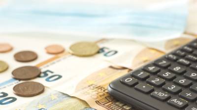 Vast majority on PUP would be financially better off at work - ESRI - rte.ie - Ireland