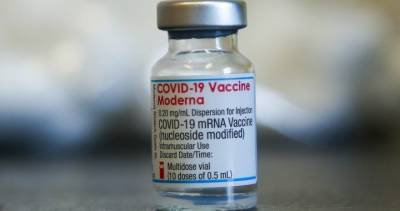 Christine Elliott - Alexandra Hilkene - Pfizer COVID-19 vaccine shipping delay forces Waterloo Region pivot towards Modena vaccine - globalnews.ca
