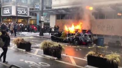 Judge sentences man to prison for setting Seattle Police car on fire during May 2020 riots - fox29.com - city Seattle