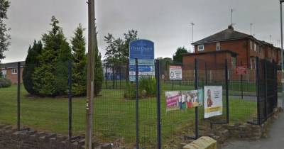 Primary school has just one class left amid Covid cases - manchestereveningnews.co.uk