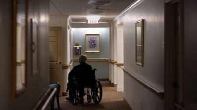 Nursing home deaths increased 32% in 2020 amid pandemic, report finds - fox29.com - Washington - city Boston