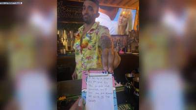 St. Pete bartender goes viral after using fake receipt to rescue woman from being harassed - fox29.com - state Florida - city Saint Petersburg, state Florida