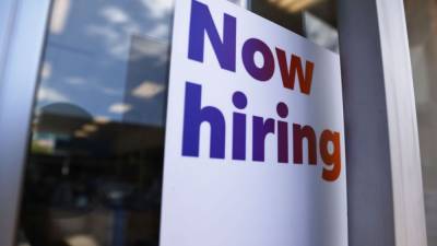 US unemployment claims tick down to 411,000 as economy heals - fox29.com - Usa - state California - Washington