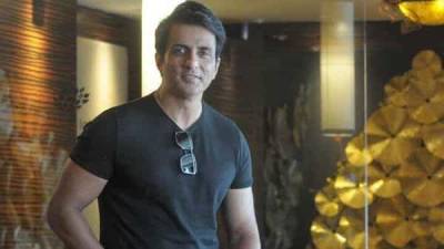 Sonu Sood launches new initiative to boost Covid vaccination drive in rural India - livemint.com - India