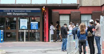 Every walk-in NHS coronavirus vaccine centre in Greater Manchester this week - manchestereveningnews.co.uk - Britain - city Manchester