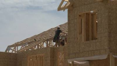 Cost of materials making construction less affordable - globalnews.ca