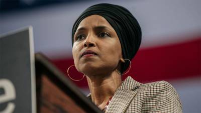 Bernie Sander - Ilhan Omar - Ilhan Omar says every illegal immigrant in US should have 'pathway to citizenship' - fox29.com - Usa - Los Angeles - state Minnesota - Washington - city Sander - city Minneapolis, state Minnesota