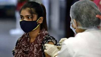 22.37 crore covid-19 vaccine doses administered till now: Govt - livemint.com - India