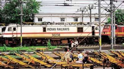 Over 27 lakh caught without ticket on trains in 2020-21 amid Covid restrictions - livemint.com - India