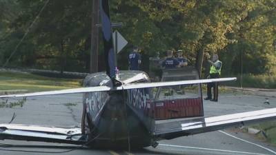 Pilot in New Jersey crash lands small plane at intersection - fox29.com - state New Jersey