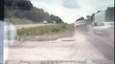 Impaired driver almost hits state trooper on Missouri interstate, flips over - fox29.com - state Missouri - state Arkansas