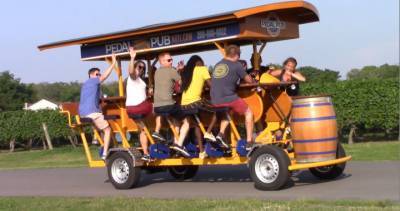 Pedal Pub in Saskatoon closer to spinning wheels - globalnews.ca