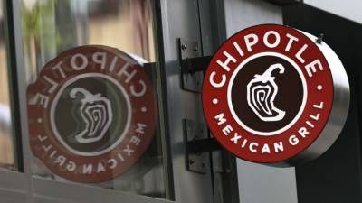 Chipotle raising prices to offset its $15 minimum wage hike - fox29.com