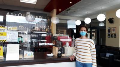 Café owners worried about policing vaccine passes - rte.ie - Ireland - county Lake