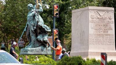 Charlottesville takes down Lewis, Clark and Sacagawea statue after Confederate removals - fox29.com - Usa - state Virginia - city Charlottesville