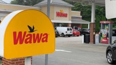 Suspects sought after armed robbery at Wawa in Abington - fox29.com - state Pennsylvania - city Abington, state Pennsylvania