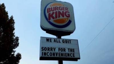 Burger King staff at Nebraska store quit via giant sign - globalnews.ca - state Nebraska