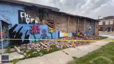 George Floyd - George Floyd mural in Toledo collapses, cause disputed - fox29.com - state Ohio - city Toledo, state Ohio - city But