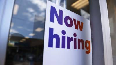 American unemployment claims fall to 360,000, another pandemic low - fox29.com - Usa - Washington