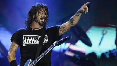 Foo Fighters postpone weekend concert in Los Angeles after team member tests positive for COVID-19 - foxnews.com - Los Angeles - city Los Angeles