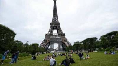 With 'Welcome' messages, Eiffel Tower reopens after 9 months; Covid passes required - livemint.com - India