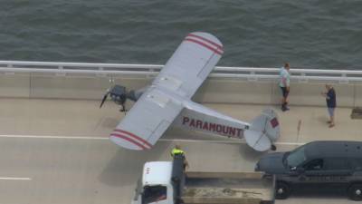 Teenage banner plane pilot makes safe emergency landing on bridge near Ocean City, New Jersey - fox29.com - county Atlantic - Jersey - county Ocean