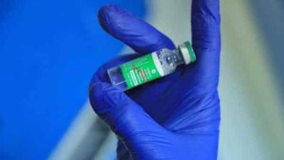 Govt says 188 crore Covid vaccine doses required to inoculate 18-plus population - livemint.com - India
