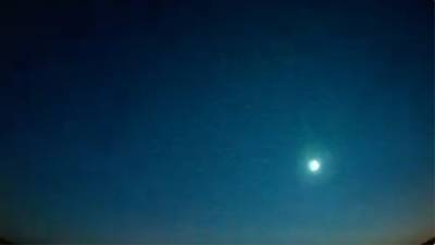 Remote camera catches bright meteor streaking across Norway sky - fox29.com - Norway