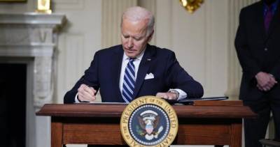 Joe Biden - Biden extends travel restrictions as Delta variant ravages unvaccinated in U.S. - globalnews.ca - Usa - Canada