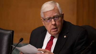 Former US Sen. Mike Enzi of Wyoming dies at 77 after bicycle accident - fox29.com - Usa - Washington - state Wyoming - state Colorado