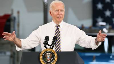 Joe Biden - Biden plans to require COVID-19 vaccine for federal workers or take regular tests - fox29.com - Washington