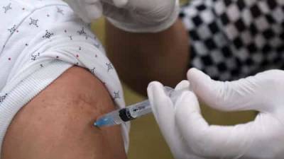 Delhi's Covid vaccine stock to last four days, says bulletin - livemint.com - India - city Delhi
