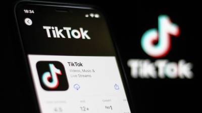 Group calls on TikTok to add 'mirror' feature for parents to see kids' feeds - fox29.com - state Oklahoma