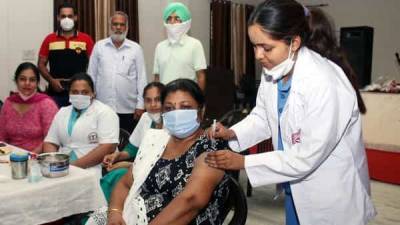 Vini Mahajan - Punjab: All 18-plus students, staffers to get 1st Covid vaccine dose in July - livemint.com - India
