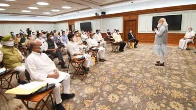 Ramesh Pokhriyal - Cabinet reshuffle: Ministers for education, fertilizer, health, labour resign - livemint.com - India