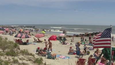 Man charged for allegedly swiping beach bags during Fourth of July weekend - fox29.com - state New Jersey