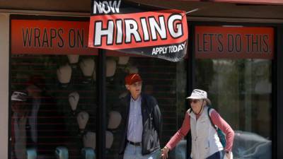 US unemployment claims tick up to 373,000 from a pandemic low - fox29.com - Usa - Washington