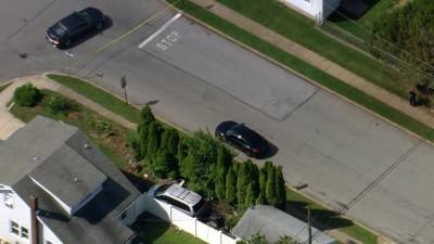 Police: Man's body found in trunk of car Friday morning in Delaware County - fox29.com - state Delaware - county Chester