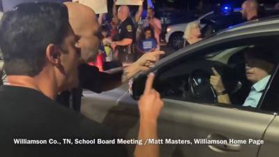Anti-mask crowd hurls threats after Tennessee school board mandates masks - fox29.com - state Tennessee - county Franklin - county Williamson