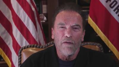 Arnold Schwarzenegger - Arnold Schwarzenegger says anyone who doesn't wear a mask is a schmuck - fox29.com - Usa - Los Angeles - state California